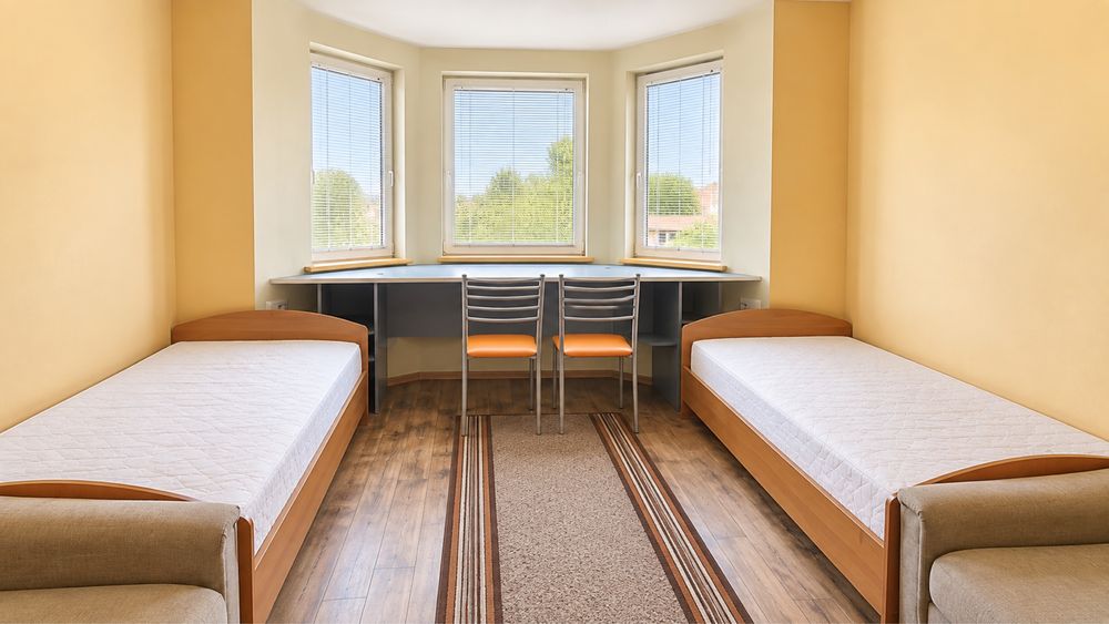 Дава се под наем Едностаен апартамент в Пловдив, Център - 44 кв.м за 230 € - Снимка #1