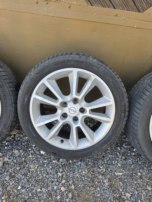 Джанти с гуми 17 цола Опел Зафира