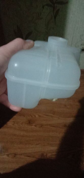 Продаю новый GM бочек расширительный Малибу 1