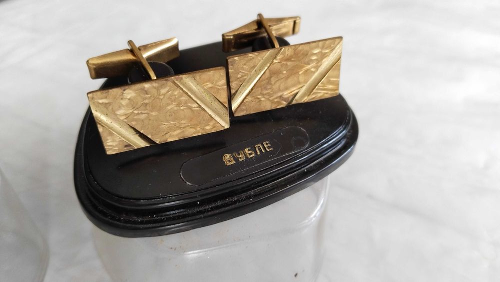 Копчета за ръкавели бутонели