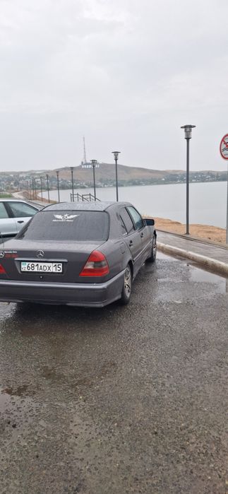 Продам мерседес с180