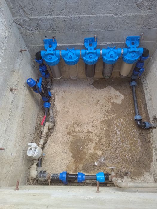 Electrician; Instalator