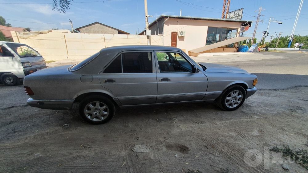 Mashina:W126 Diplomat