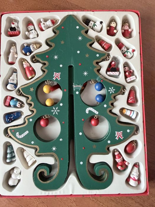 Деревянная ёлка IKEA