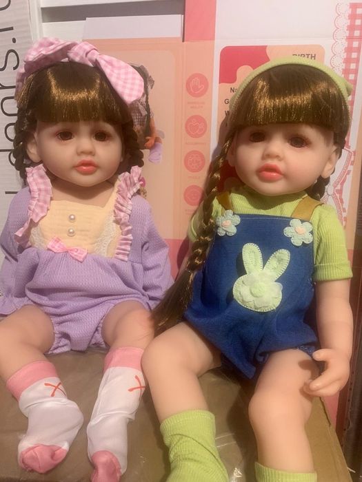 кукла в подарочной коробке