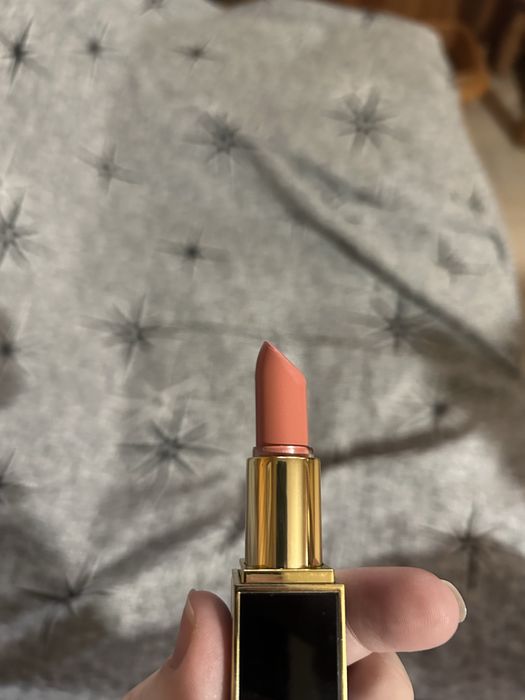 Помада Tom Ford коралловый