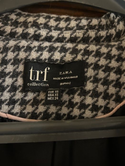 Палто Zara с високо съдържание на вълна