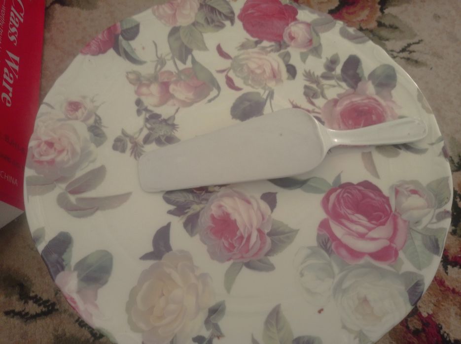 Продам посуду новую