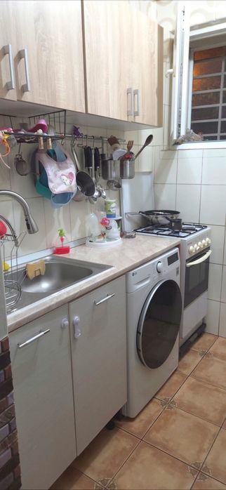 Garsoniera spre vanzare
