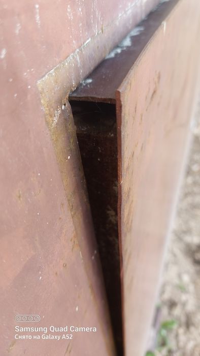 Дверь железный. Продам.