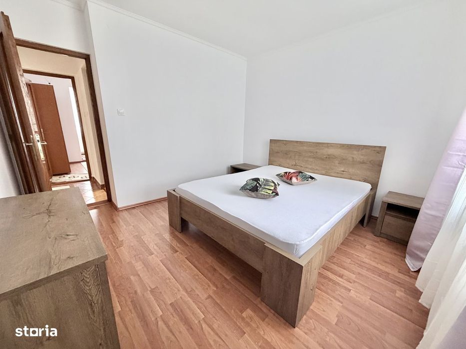 Vand 3 cam Tudor confort 1 [etaj 2]