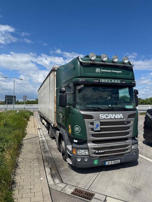 Scania si remorca Krone