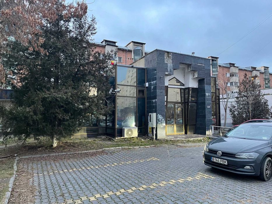 Cladire comerciala independenta , 831m2  , str 9Mai 33 , Bacau