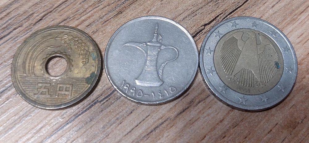 Монеты разные Срочно от 500т.