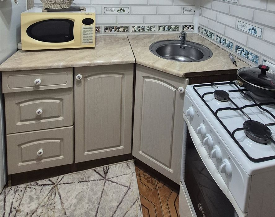 Продам     шкафа для кухни