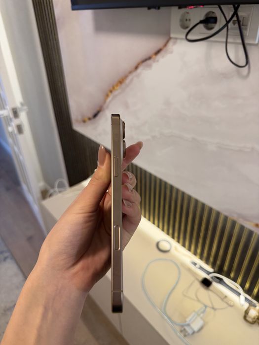 Iphone 16 pro max , с гарантией