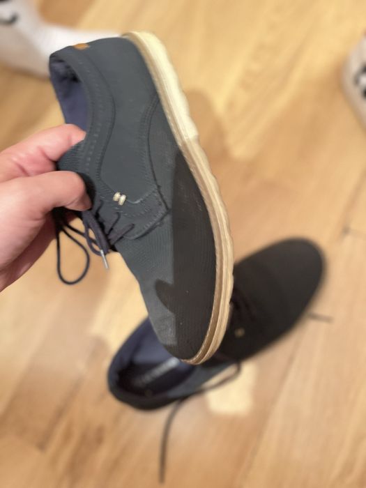 Продам туфли для мальчика