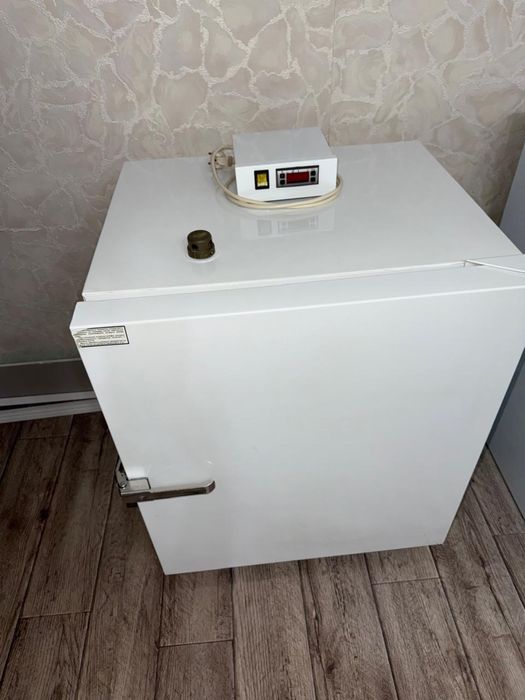 Сухожаровый шкаф