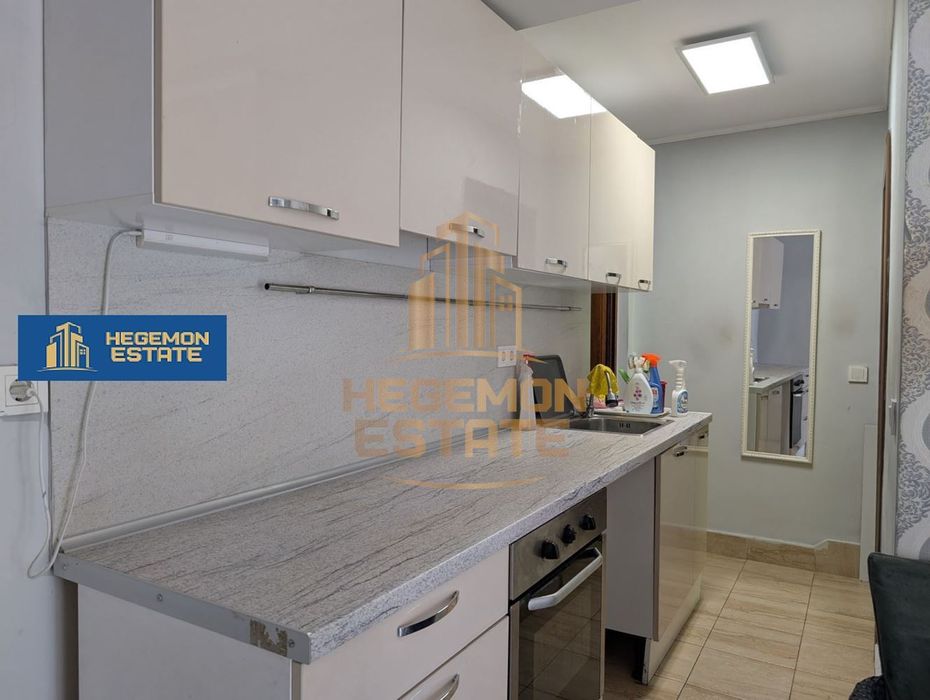 Продава се Тристаен апартамент в Варна, Център - 50 кв.м за 2163 €/кв.м - Снимка #3