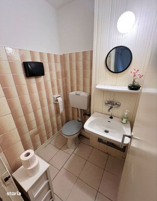 Apartament 3 camere decomandat, 2 bai, 75 mp, 2 parcari, zona Garii