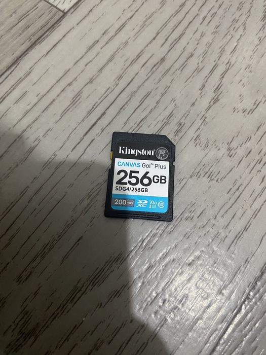 Фотоаппарат камера Canon EOS 4000D