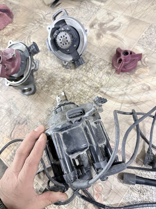 Тойота запчасти тремблеры