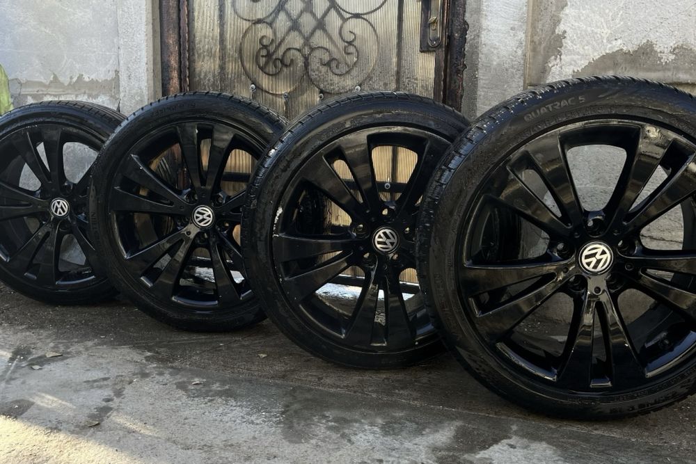 Jante golf 7 + anvelope 225/40R18 235/40R18 M+S