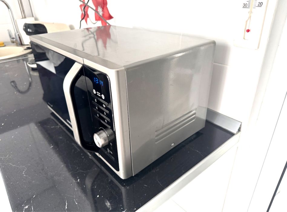 Cuptor microunde Samsung