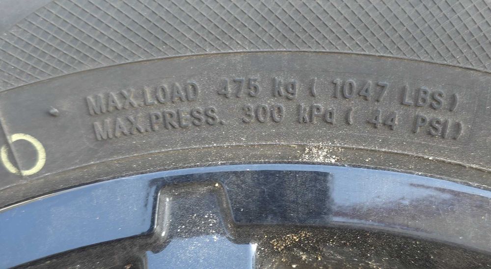 Джанти с гуми 4x98