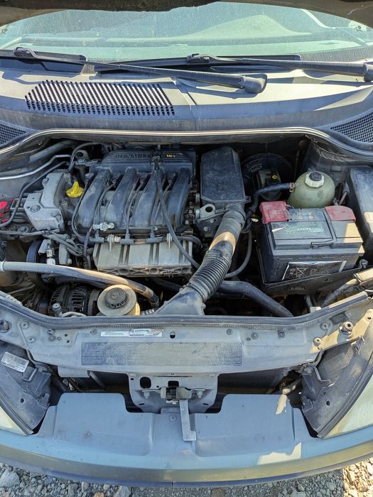 Рено Меган 1.6 108 кс 2002г на Части