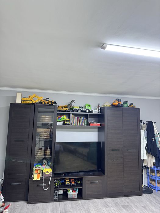 Продам шкаф с тв зоной