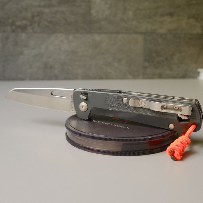 Мультитул Leatherman FREE K2