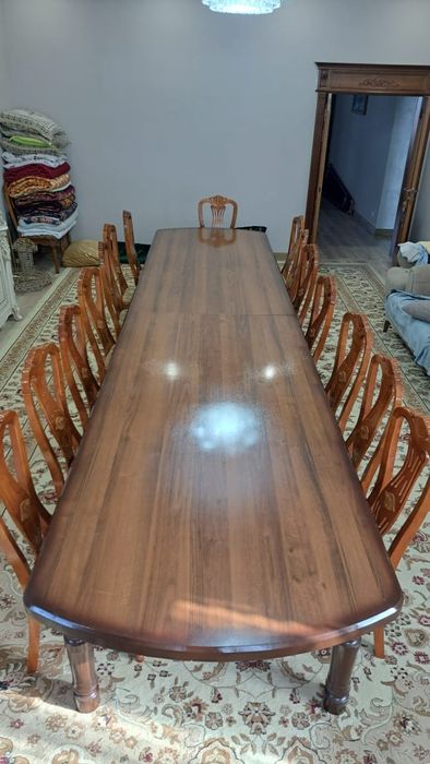 Стол сатылады...