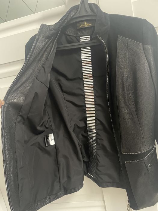 Продам кожанную куртку