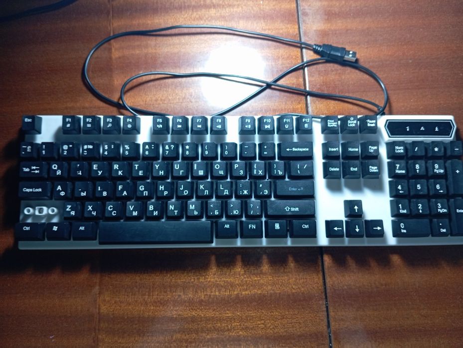Продается клавиатура