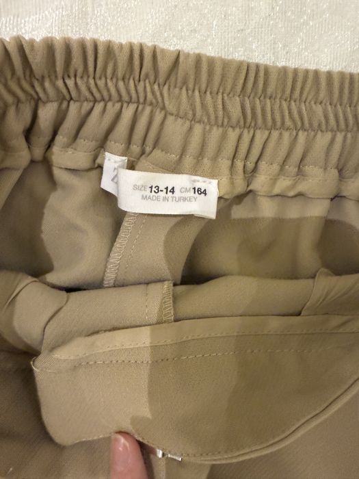 Одежда для девочек брюки хорошего качества