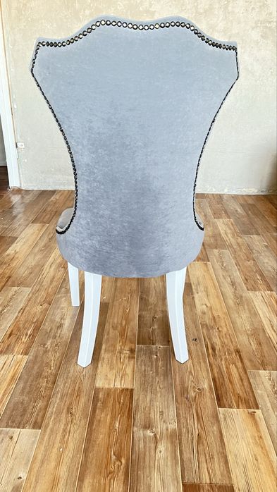 Стулья стулья стулья