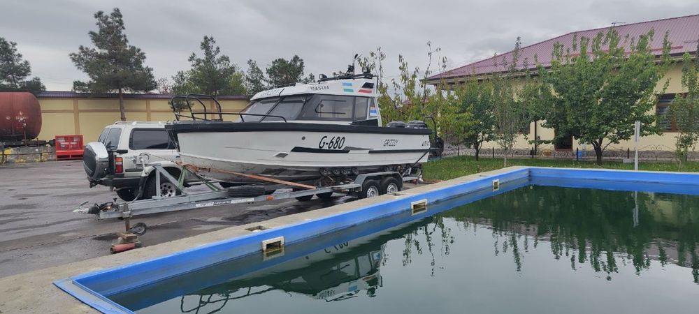 Продается Катер GRIZZLY G680 Twin