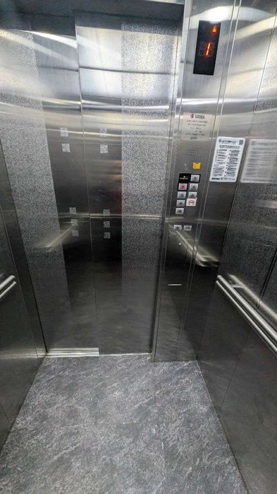 Сдаеться целый этаж в бизнес центре по ул Ойбек 400 кв