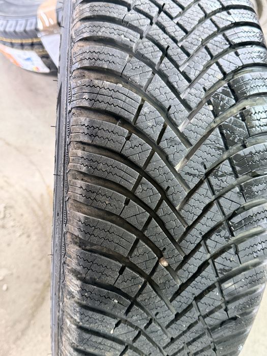 Vand set cauciucuri iarna Hankook 215/60 R16 (2025), genti noi 2025 + capace BONUS