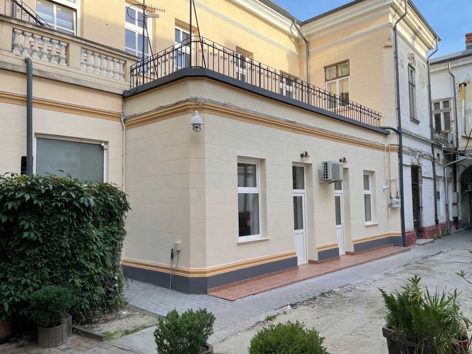 Spatiu centru / central / ultracentral - birou -comercial Universitate