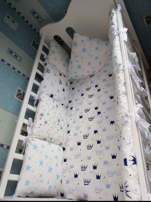 Бесік сатылады.  Матрасымен бірге