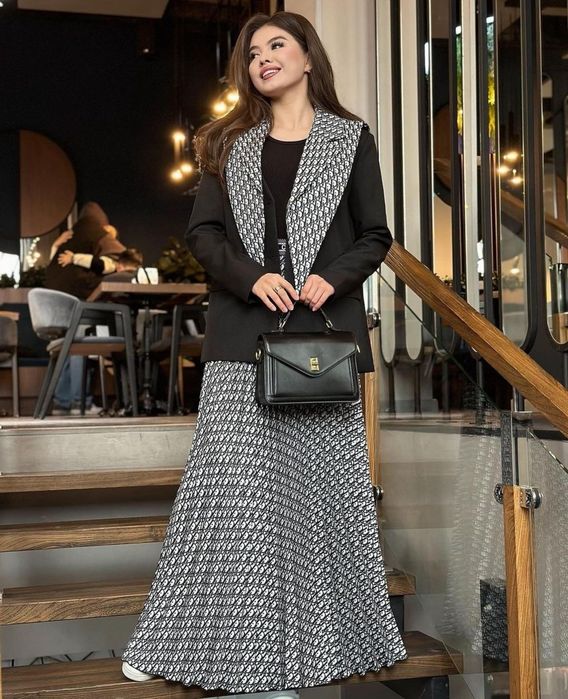 Двойка черный с юбкой