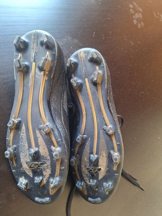 vand  ghete  pentru fotbal  diferite marimi