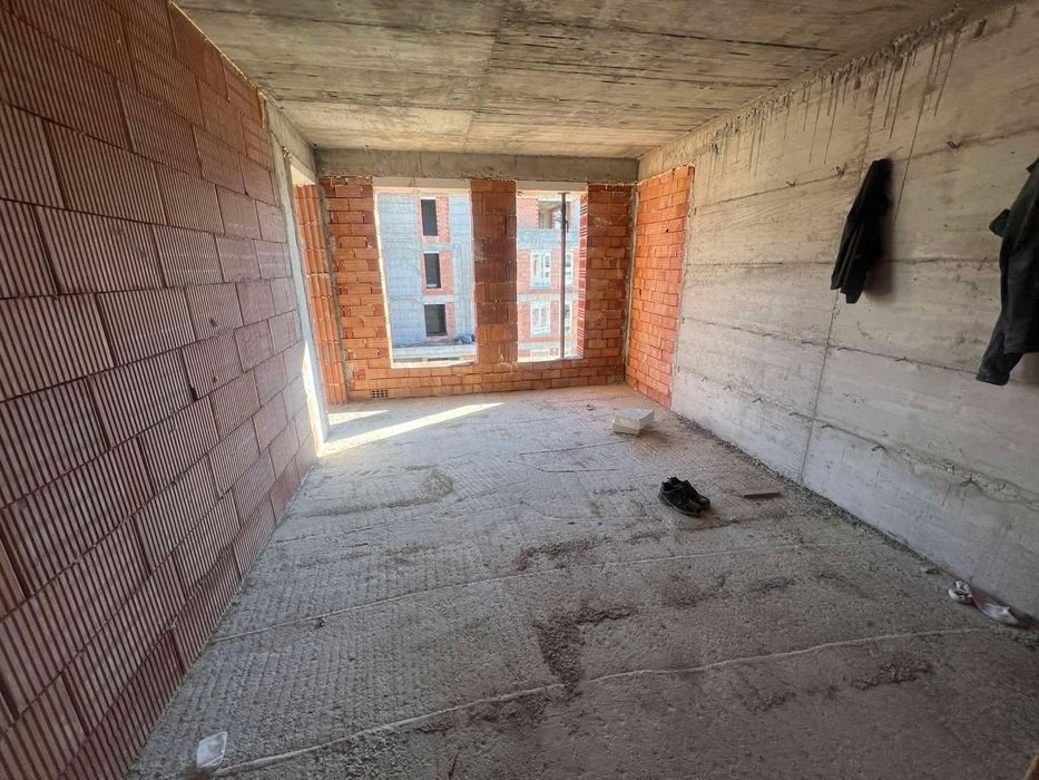 Продава се Тристаен апартамент в Пловдив, Остромила - 105 кв.м за 704 €/кв.м - Снимка #4