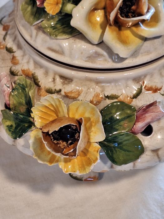 Италианска бонбонера Bassano