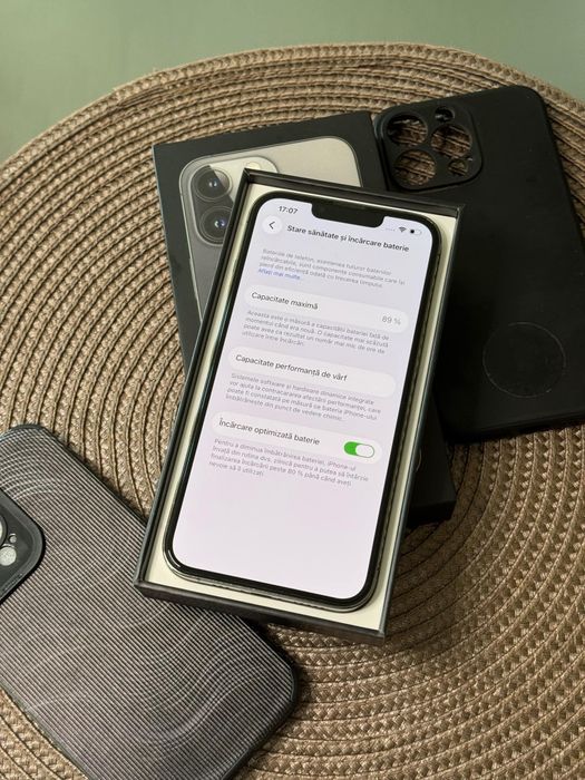 iPhone 13 pro Graphite 256 GB 89% impecabil la cutie + 2 huse