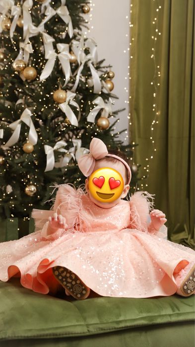 Шикарное платье на годик