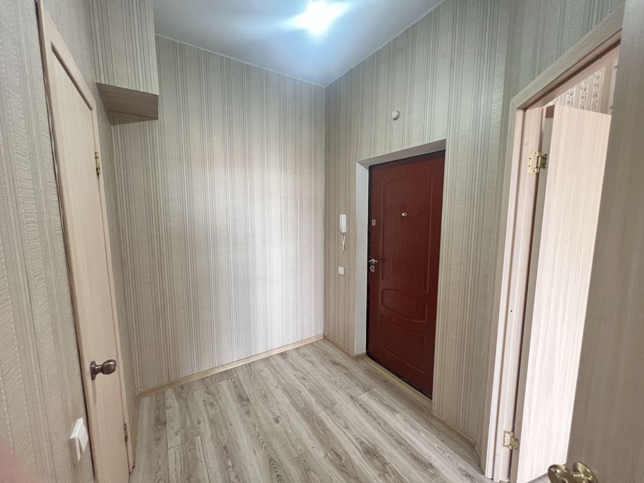 1 комнатная мкрн Юбилейный (не купэ)