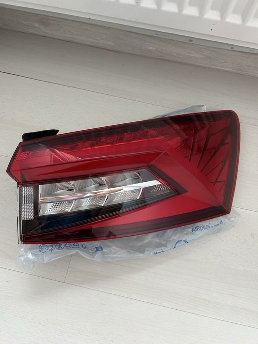 Оригинален десен външен LED стоп за Skoda Kodiaq (2016-2021)